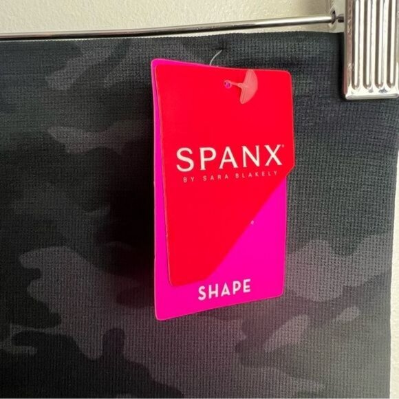 Spanx Look At Me Now Seamless Leggings - XS - Picture 4 of 6